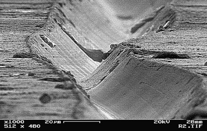Dirty Vinyl? 1 vinyl groove